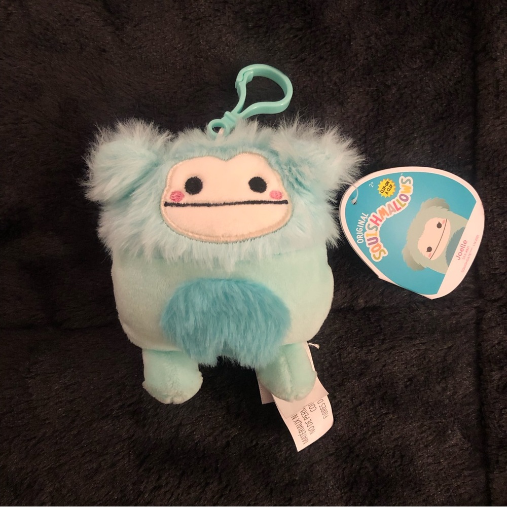 Joelle the Bigfoot / Yeti 3.5” Squishmallow Clip Rare NWT